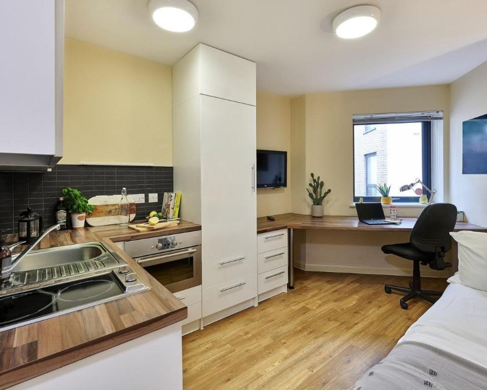 Zeni Studio, The Hub Vauxhall Лондон Экстерьер фото